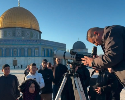 Palestinians gaze at moon at Jerusalem's Al Aqsa ahead of Ramadan