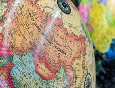 Iran at the Crossroads of Global Power Shifts