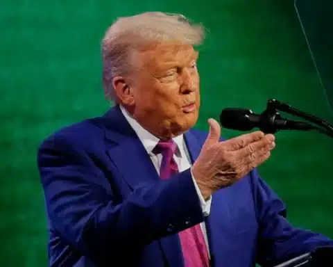 Trump calls Pakistanis brilliant, promotes trade as peace strategy again.